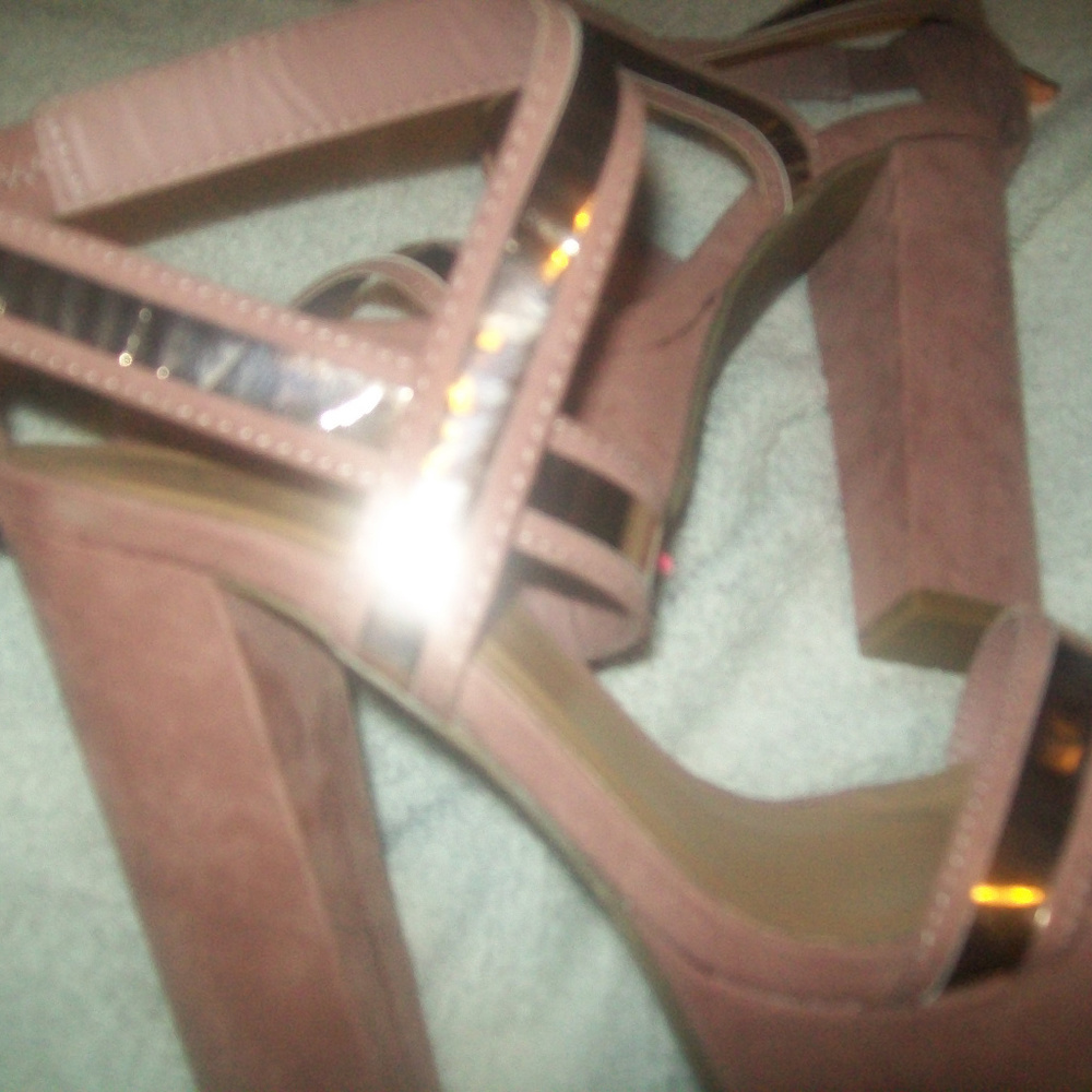 ankle wrap pink bamboo  very high heel size 8